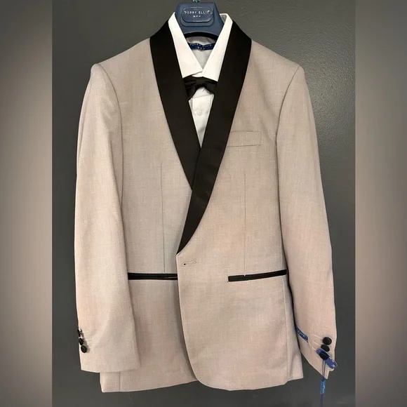Perry Ellis Kids Tuxedo in Grey and Black